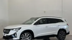 Gebruikt 2025 Renault Espace Iconic MPV | € 58.332 (Eerlijke prijs)