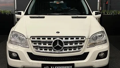 Wit (metallic) Occasion 2008 Mercedes 280 Van | € 9.750 (Goede deal)