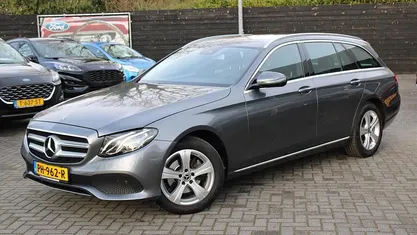 Grijs Occasion 2017 Mercedes E200 Business Stationwagen | € 23.995 (Goede deal)