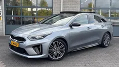 Grijs Gebruikt 2021 Kia ProCeed Hatchback | € 24.850 (Eerlijke prijs)