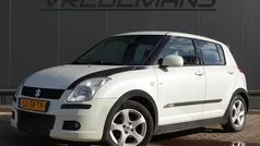 Wit Gebruikt 2007 Suzuki Swift Hatchback | € 2.950 (Eerlijke prijs)