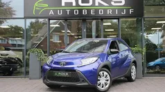 Blauw Gebruikt 2024 Toyota Aygo Play Hatchback | € 18.950 (Goede deal)