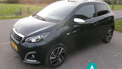 Occasion Peugeot 108 Style 72 PK (52 kW) 2020 Grijs (metallic) Hatchback