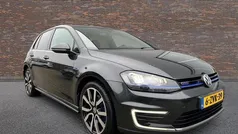 Grijs, metallic lak Gebruikt 2015 VW Golf VII GTE Hatchback | € 9.999 (Goede deal)