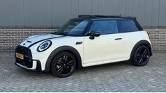 Wit Gebruikt 2022 Mini Cooper S Hatchback | € 29.995 (Eerlijke prijs)