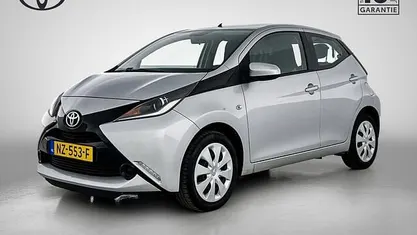 Occasion Toyota Aygo X-play 69 PK (50 kW) 2015 Hatchback