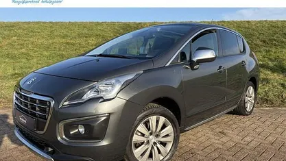 Grijs Occasion 2015 Peugeot 3008 Allure MPV | € 8.950 (Eerlijke prijs)