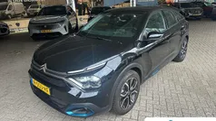 Zwart Gebruikt 2022 Citroën e-C4 Feel SUV | € 18.095 (Eerlijke prijs)
