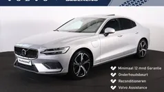 Zilver Gebruikt 2024 Volvo S60 Ultimate Sedan | € 43.400 (Eerlijke prijs)