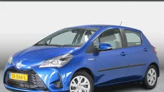 Blauw Gebruikt 2018 Toyota Yaris Hybrid Active Hatchback | € 15.950 (Eerlijke prijs)