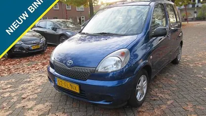 Occasion Toyota Yaris Sol 86 PK (63 kW) 2000 Blauw Stationwagen