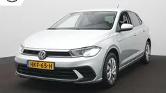 Grijs Gebruikt 2021 VW Polo Business Hatchback | € 20.345 (Eerlijke prijs)