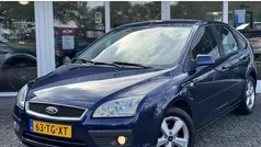 Blauw Gebruikt 2006 Ford Focus Futura Hatchback | € 1.745 (Eerlijke prijs)