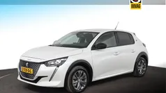 Gebruikt 2022 Peugeot e-208 Allure Hatchback | € 15.249 (Super prijs)