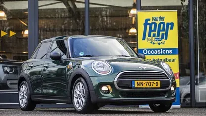 Groen Gebruikt 2017 Mini ONE Business Hatchback | € 9.950 (Eerlijke prijs)