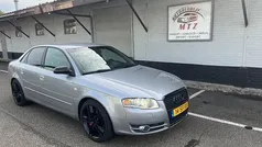 Grijs Gebruikt 2006 Audi A4 S-Line Sedan | € 3.999 (Eerlijke prijs)