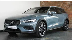 Gebruikt 2022 Volvo V60 CC Business Edition Stationwagen | € 41.950 (Goede deal)