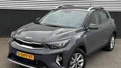 Gebruikt 2023 Kia Stonic SUV | € 21.445 (Eerlijke prijs)