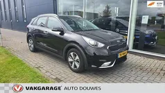 Zwart, metallic lak Gebruikt 2018 Kia Niro SUV | € 16.850 (Goede deal)