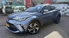 Grijs Gebruikt 2023 Toyota C-HR SUV | € 26.400 (Eerlijke prijs)
