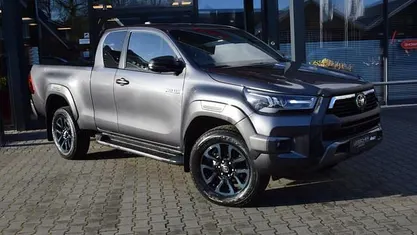 Occasion 2024 Toyota HiLux Pickup | € 49.995 (Eerlijke prijs)