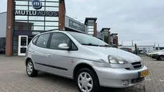 Grijs Gebruikt 2004 Chevrolet Tacuma MPV | € 990 (Eerlijke prijs)