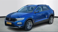 Blauw Gebruikt 2023 VW T-Roc Style SUV | € 24.450 (Eerlijke prijs)