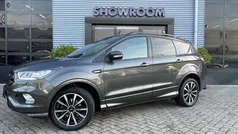 Grijs Gebruikt 2018 Ford Kuga ST-Line SUV | € 19.950 (Eerlijke prijs)