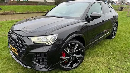 Zwart Occasion 2022 Audi RS Q3 Sportback Premium SUV | € 64.950 (Eerlijke prijs)