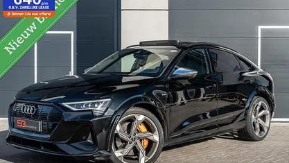 Zwart Gebruikt 2022 Audi e-tron Sportback Comfort SUV | € 38.990 (Super prijs)