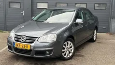 Grijs Gebruikt 2010 VW Jetta Comfortline Sedan | € 5.995 (Eerlijke prijs)