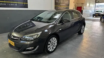 Occasion Opel Astra Sport 140 PK (102 kW) 2012 Hatchback