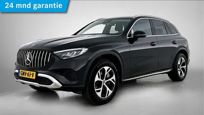 Zwart Gebruikt 2023 Mercedes GLC300e Luxury SUV | € 56.950 (Eerlijke prijs)