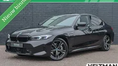 Zwart Gebruikt 2024 BMW 330 M Sport Sedan | € 48.495 (Goede deal)