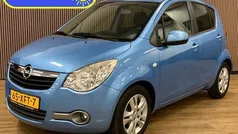 Blauw, metallic lak Gebruikt 2012 Opel Agila Edition Hatchback | € 4.945 (Eerlijke prijs)