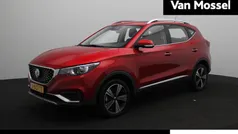 Rood Gebruikt 2020 MG ZS Luxury Sedan | € 15.495 (Eerlijke prijs)