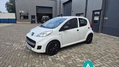 Wit Gebruikt 2011 Peugeot 107 Hatchback | € 2.650 (Eerlijke prijs)