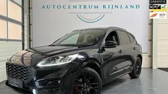 Zwart Gebruikt 2023 Ford Kuga ST-Line X SUV | € 27.999 (Eerlijke prijs)