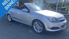 Gebruikt 2006 Opel Astra Cabriolet Cosmo Cabriolet | € 4.250 (Eerlijke prijs)