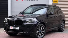 Zwart Gebruikt 2023 BMW X3 Executive SUV | € 52.950 (Eerlijke prijs)