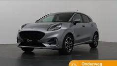 , metallic lak Gebruikt 2023 Ford Puma ST-Line SUV | € 26.735 (Eerlijke prijs)