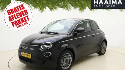 Zwart Gebruikt 2024 Fiat 500e Urban Hatchback | € 24.950 (Eerlijke prijs)