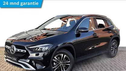 Zwart Occasion 2025 Mercedes GLA250 Luxury SUV | € 48.450 (Eerlijke prijs)