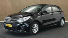 Zwart Gebruikt 2020 Kia Rio Hatchback | € 15.645 (Eerlijke prijs)