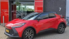 Rood Gebruikt 2024 Toyota C-HR Edition SUV | € 34.400 (Goede deal)