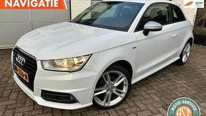 Wit Occasion 2018 Audi A1 S-Line Hatchback | € 13.995 (Eerlijke prijs)