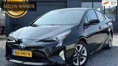 Zwart, metallic lak Gebruikt 2017 Toyota Prius Hatchback | € 14.743 (Eerlijke prijs)