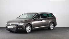 Bruin Gebruikt 2018 VW Passat Comfortline Stationwagen | € 21.949 (Goede deal)