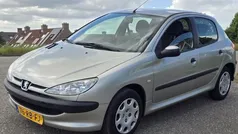 Grijs Gebruikt 2005 Peugeot 206 Hatchback | € 1.799 (Goede deal)