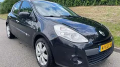 Zwart Gebruikt 2009 Renault Clio II Expression Hatchback | € 2.750 (Eerlijke prijs)